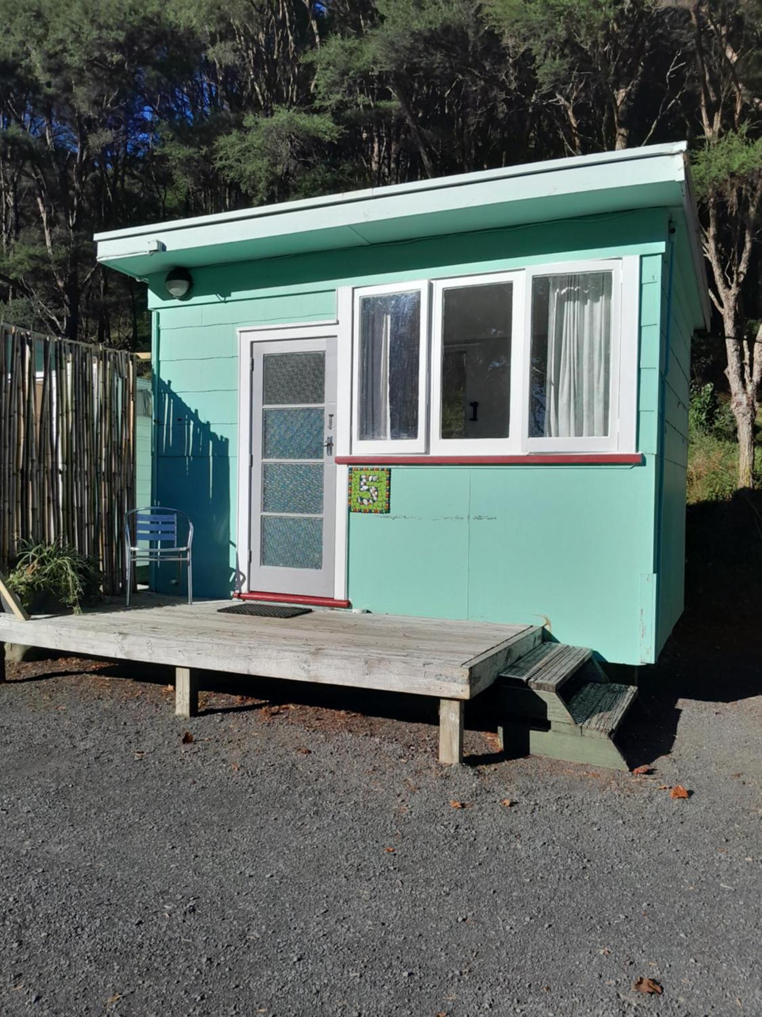 Dickson Holiday Park Thames Exterior photo
